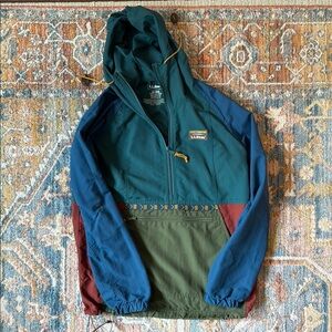 L.L. Bean Blue and Green Windbreaker with Hood and Half-Zip